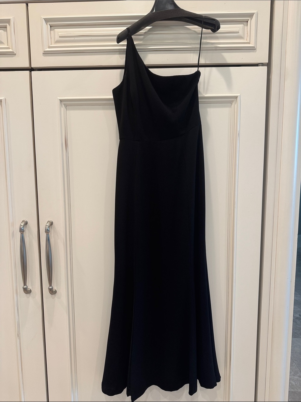 Dress the Population Black One-Shoulder Evening Gown